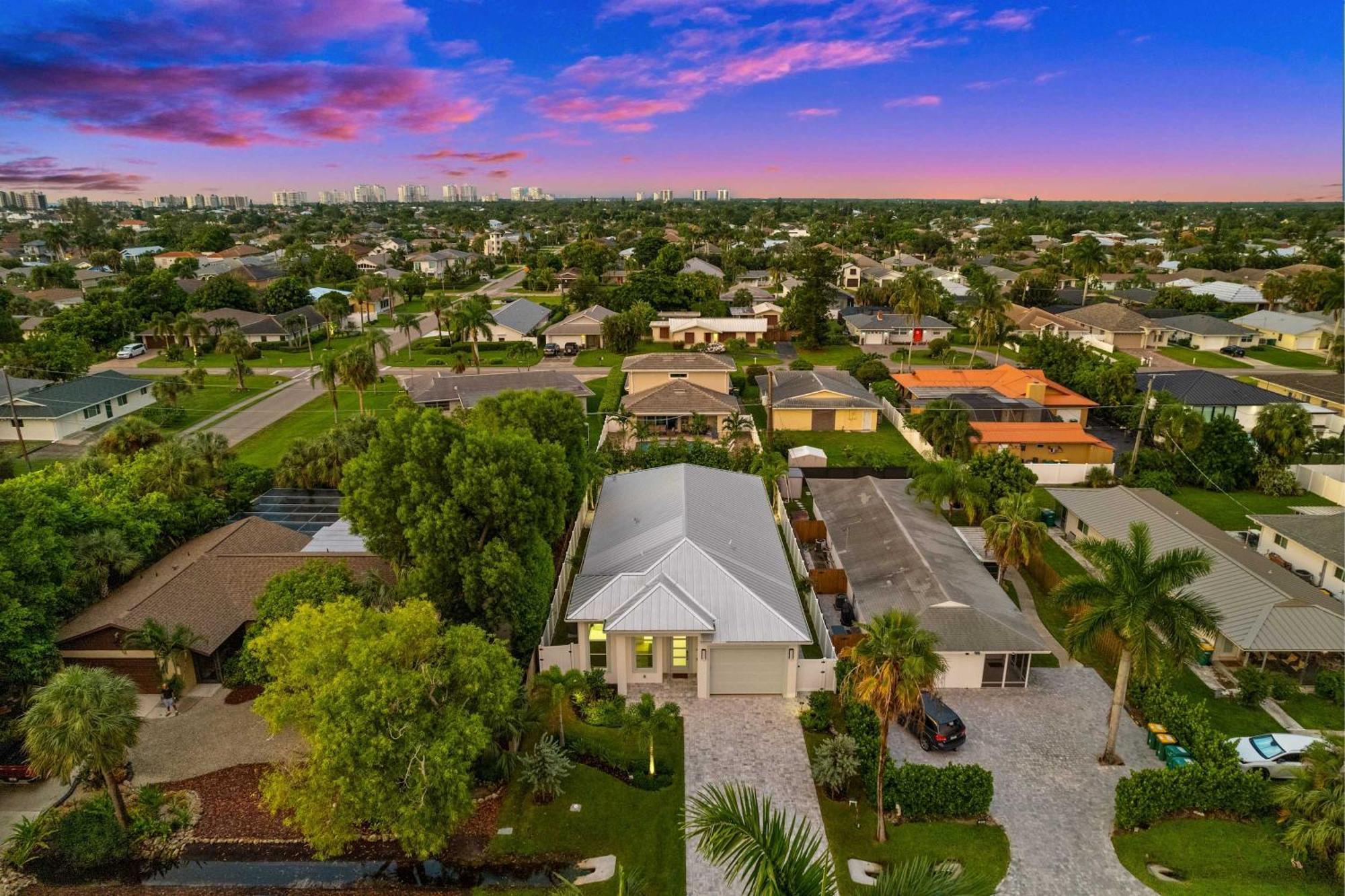 Stylish Family Friendly Home Private Pool & Wd Naples Exterior photo