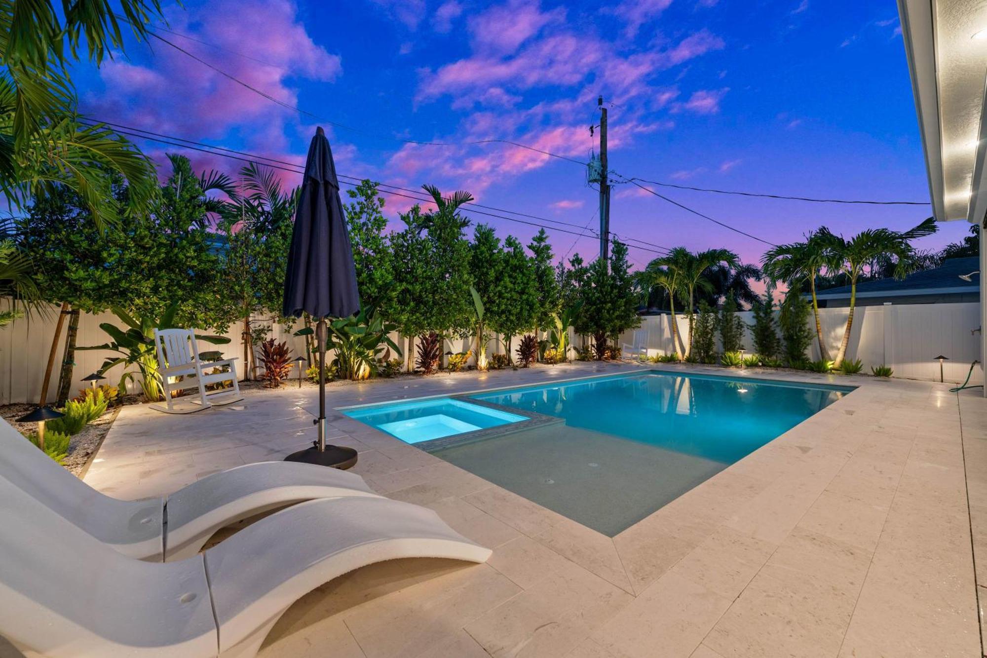 Stylish Family Friendly Home Private Pool & Wd Naples Exterior photo