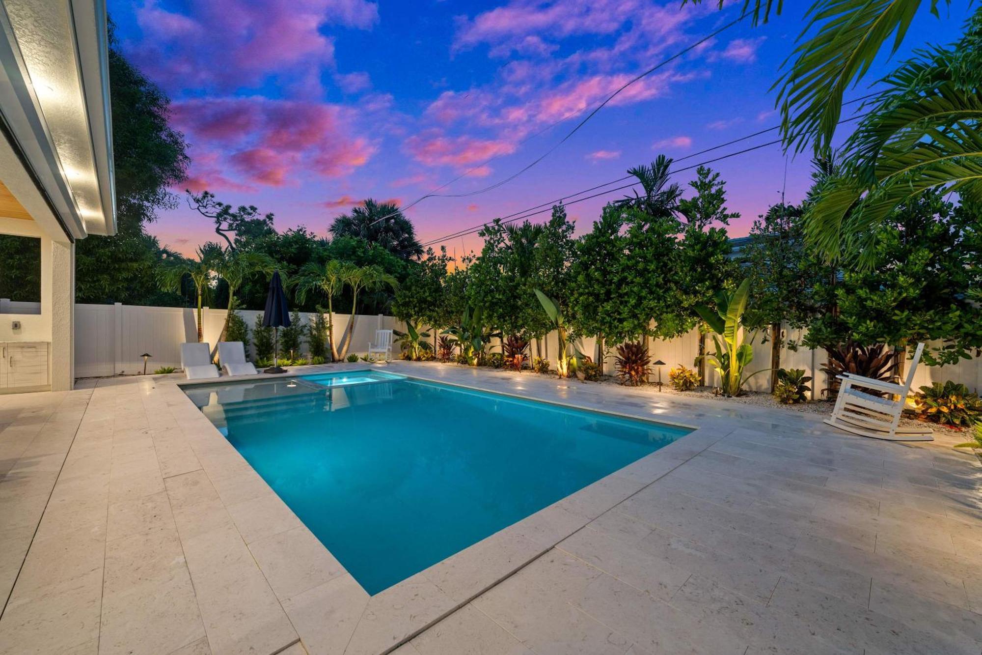 Stylish Family Friendly Home Private Pool & Wd Naples Exterior photo